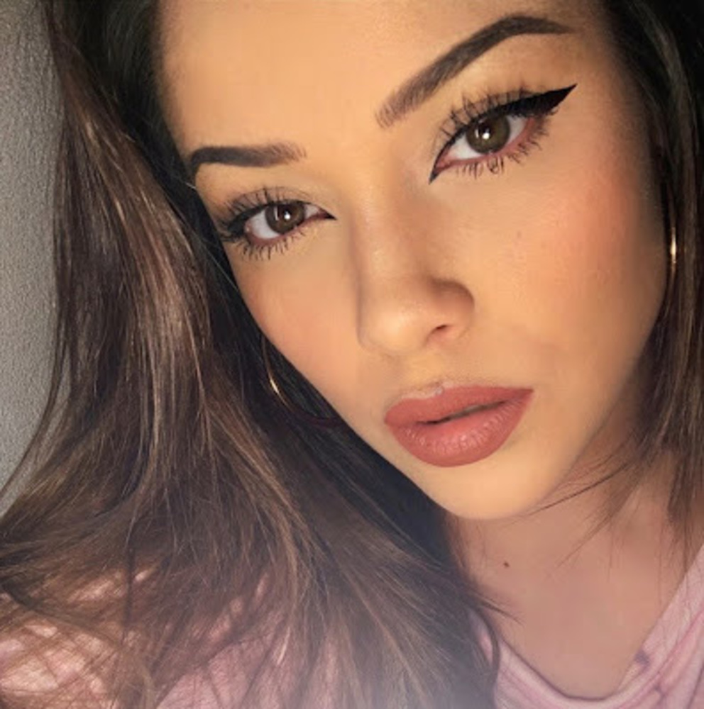 Meet your Posher, Sierra